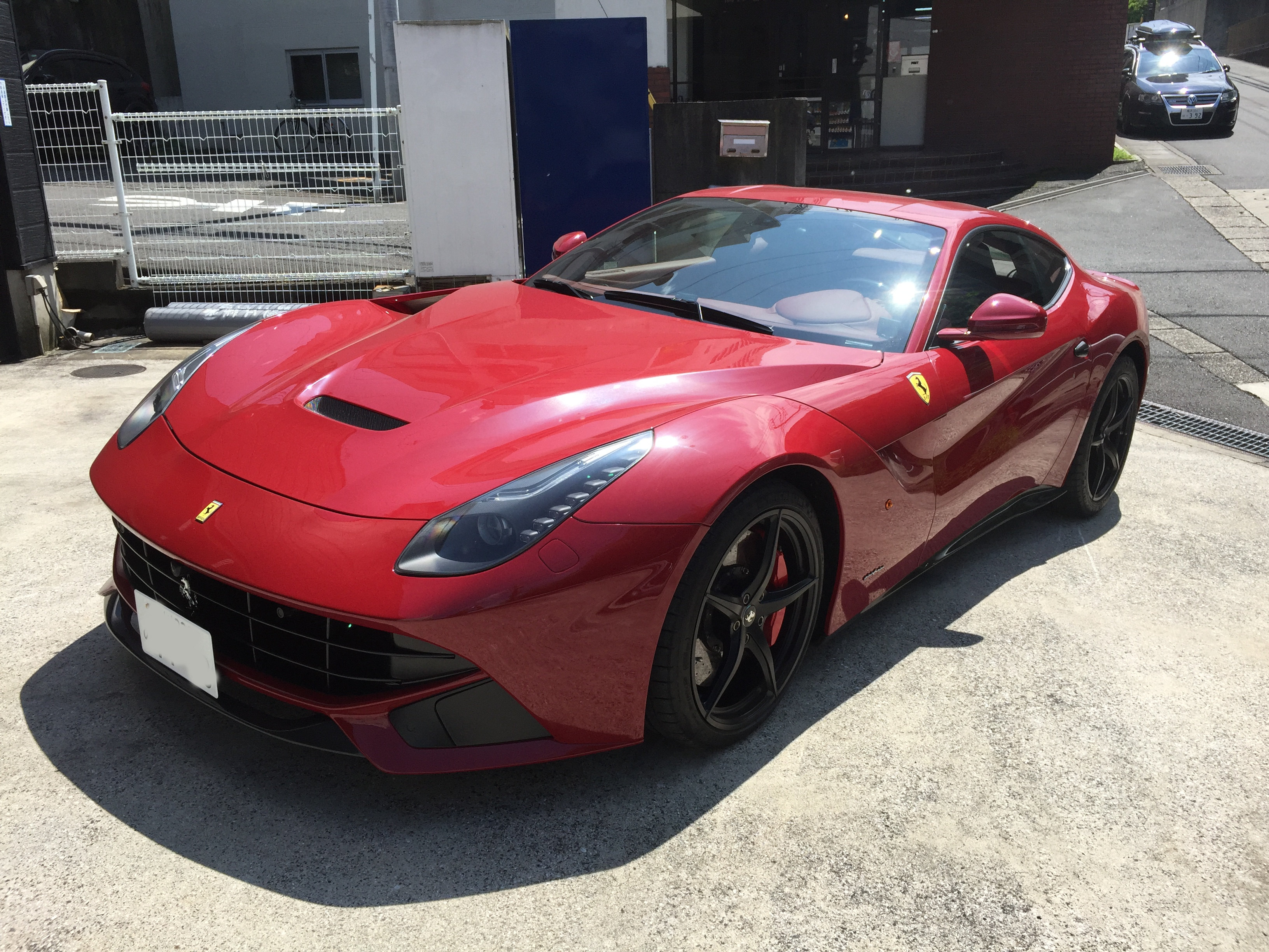 F12 